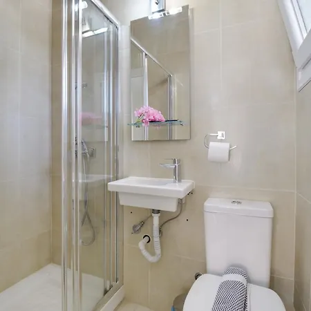 Apartament M6 Nikiana