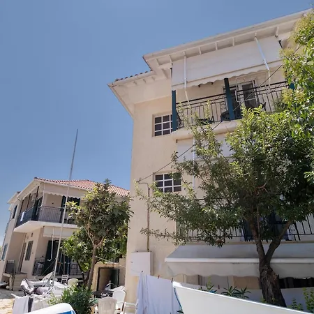 M6 Apartment *
